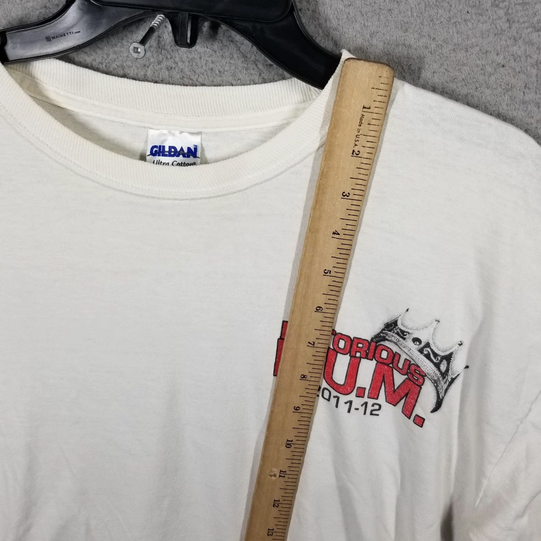 Gildan VINTAGE Notorious B.U.M. Shirt Tee Mens Large White Long Sleeve Graphic Bulldog 2011-12 Mens Size US L / EU 52-54 / 3 - 5 Thumbnail