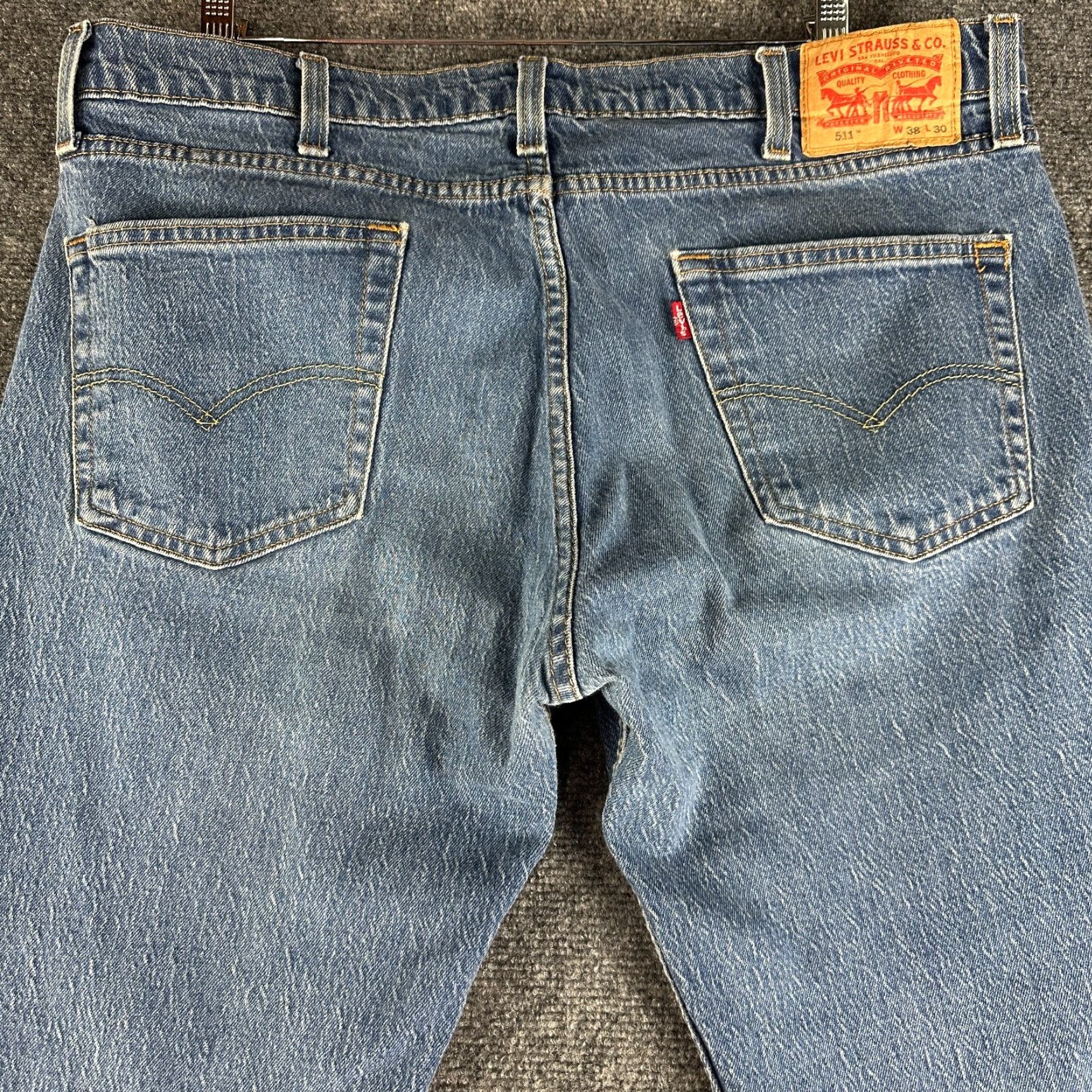 Levi's Levi's 511 Jeans Mens 38 Slim Medium Wash Denim Cotton Blend Pockets Straight 5-Pocket Logo Zipper Classic Modern Size US 38 / EU 54 - 7 Thumbnail