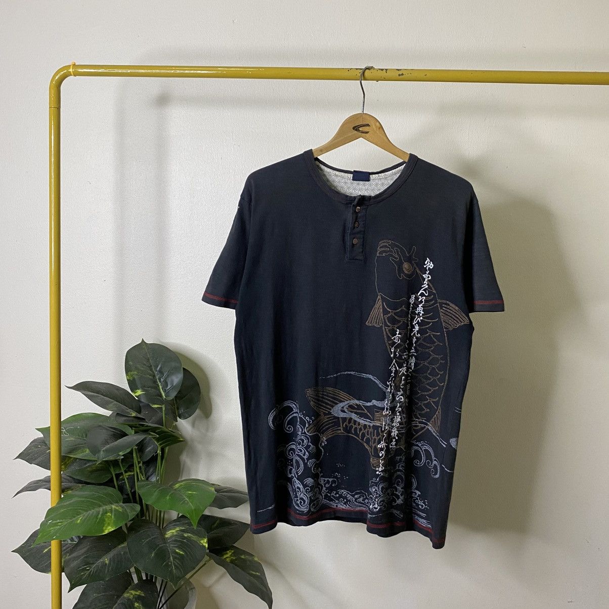 Japanese Brand KoiFish Sukajan Motive Ed Hardy Karakuri Tamashii Style Tee Size US L / EU 52-54 / 3 - 1 Thumbnail