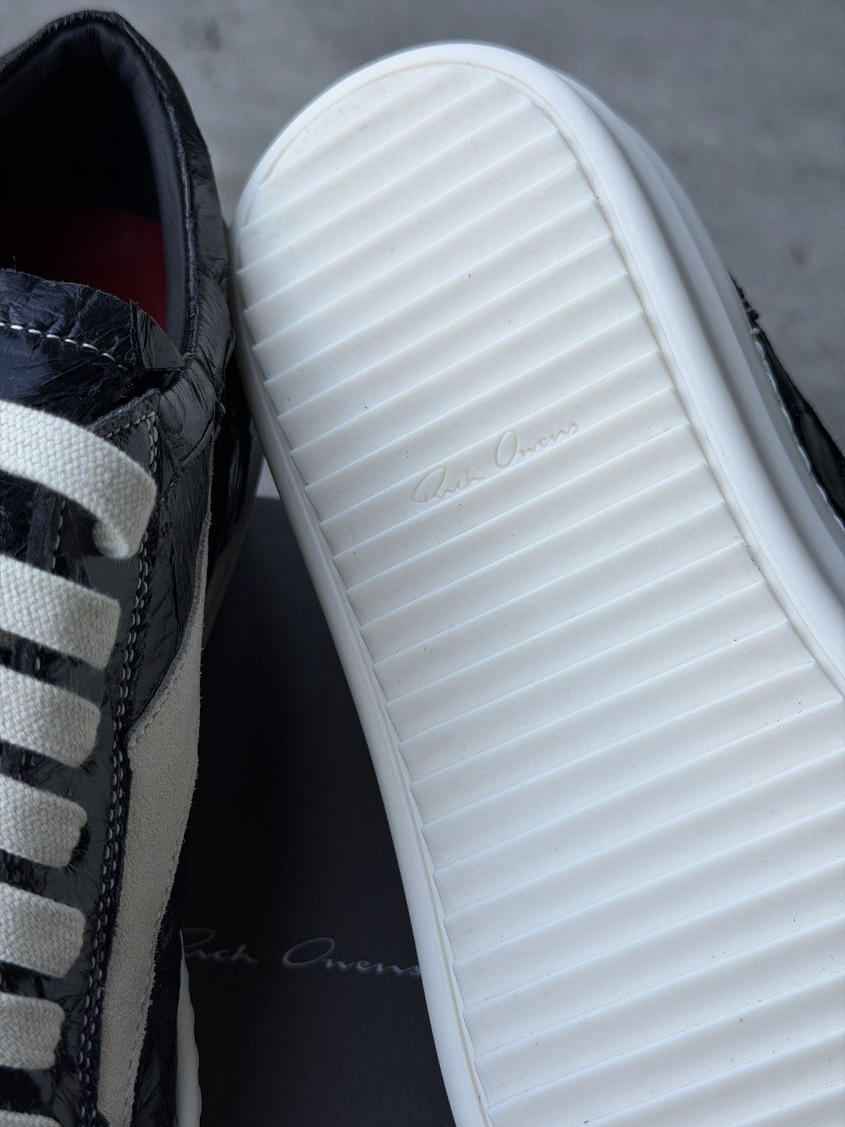 Rick Owens SOLD*Rick owens x Maxfield Exclusive pirarucu vintage sneaks Size US 10 / EU 43 - 6 Thumbnail