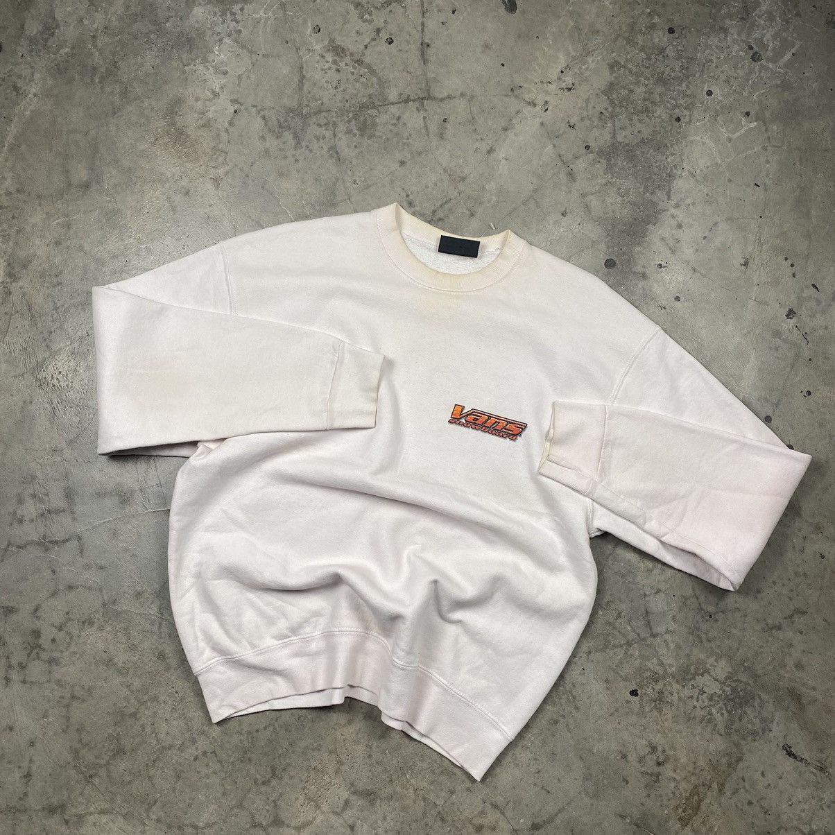 Vans Grail💥Vintage 90s Vans Snowboard Art Boxy Crewneck Size US M / EU 48-50 / 2 - 4 Thumbnail
