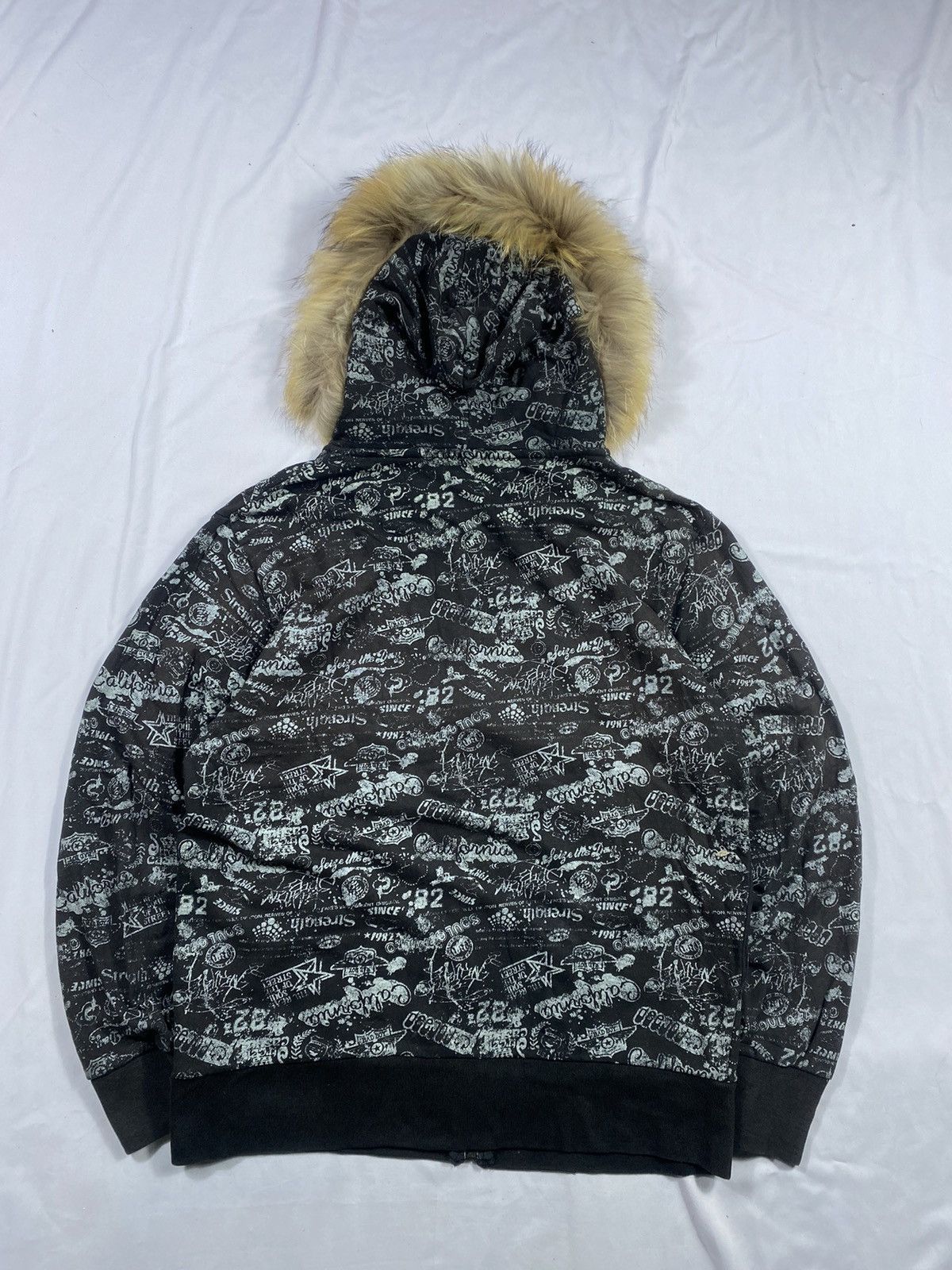 Hysteric Glamour Japanese Bad Boy Poem Gothic Zip Fur Hoodie Lgb Ifsix style Size US L / EU 52-54 / 3 - 5 Thumbnail
