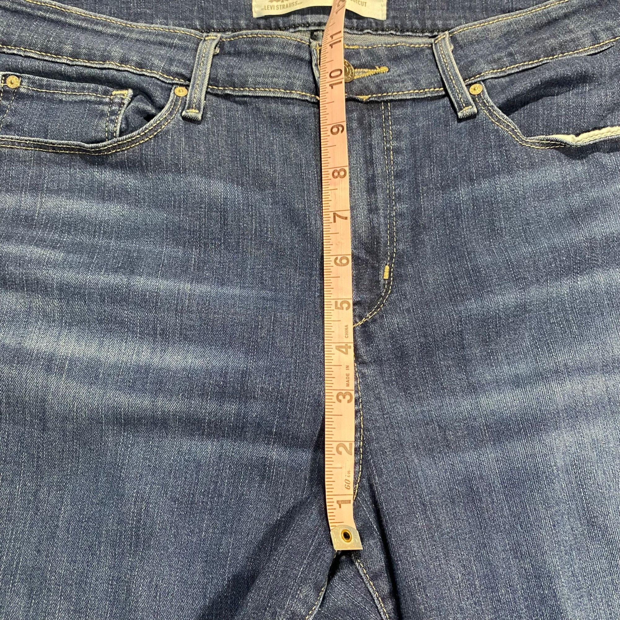 Levi's Mid Rise Bootcut Jeans - Signature By Levi Strauss & Co. Size 34" / US 12 / IT 48 - 8 Thumbnail