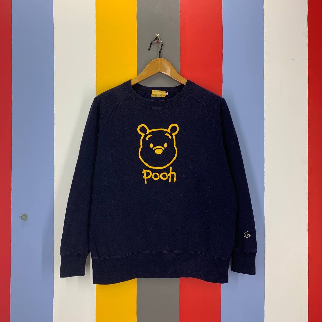 Disney Vintage POOH by TOKYO DISNEY RESORT Sweatshirt #2085/16 Size US L / EU 52-54 / 3 - 1 Thumbnail