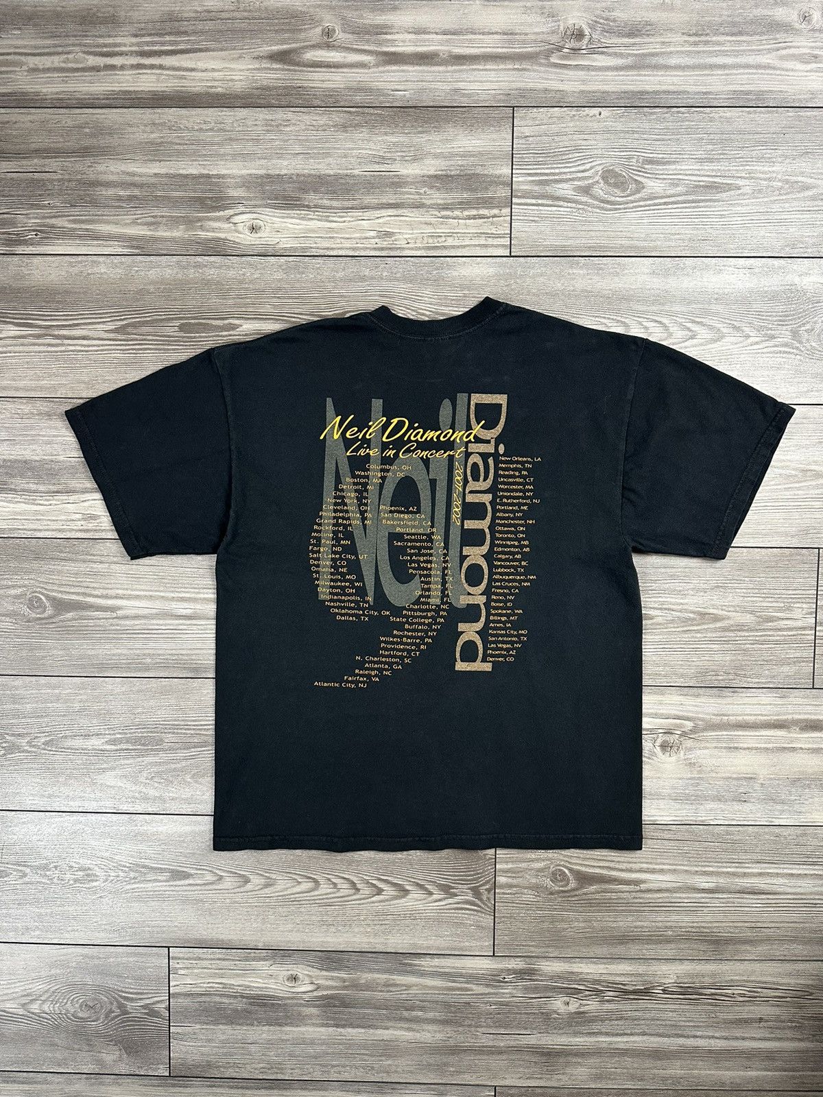 Vintage Y2K Neil Diamond Tour Band T Shirt Size US XL / EU 56 / 4 - 2 Thumbnail