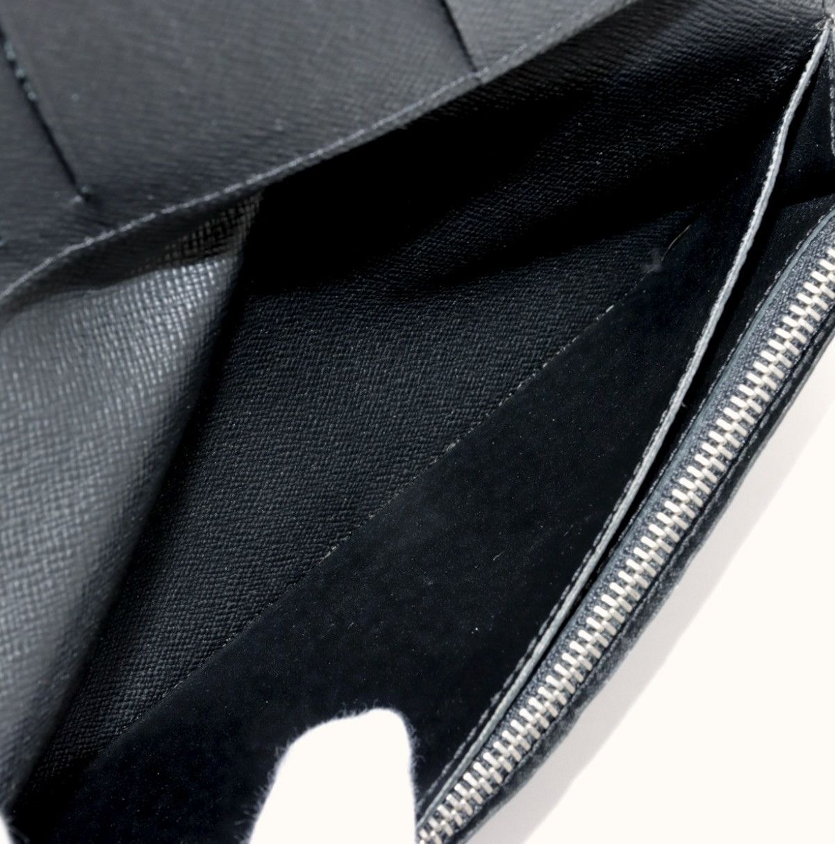 Louis Vuitton Louis Vuitton Black Epi Leather Brazza Long Wallet Size ONE SIZE - 5 Thumbnail