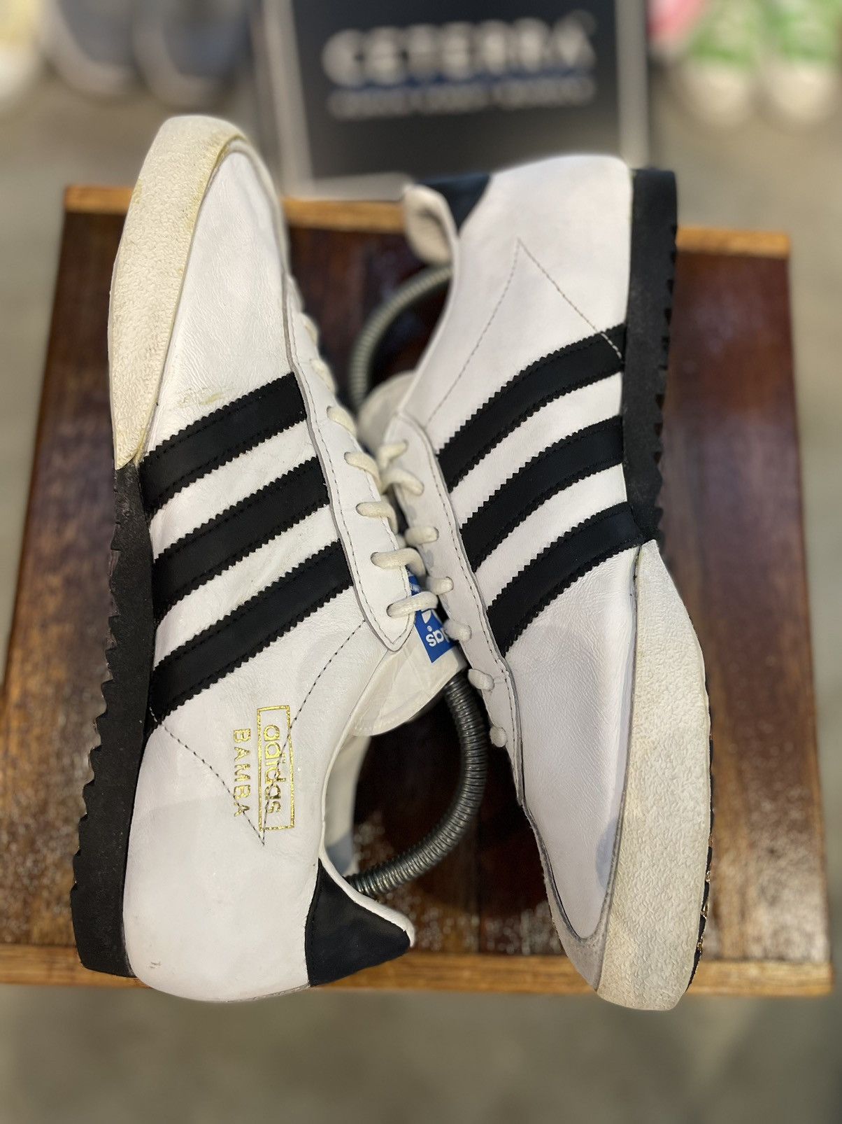 Adidas Adidas Bamba Low-Top White Leather Size US 8.5 / EU 41-42 - 4 Thumbnail