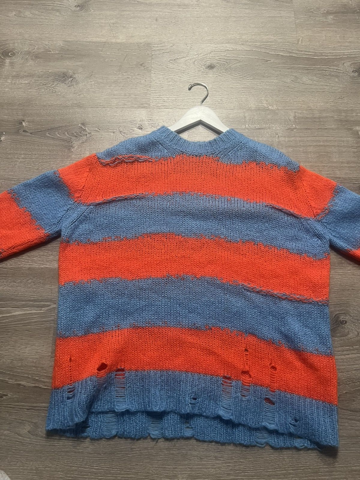 Acne Studios Acne Studios distressed sweater (Kurt Kobain) Size US L / EU 52-54 / 3 - 5 Thumbnail
