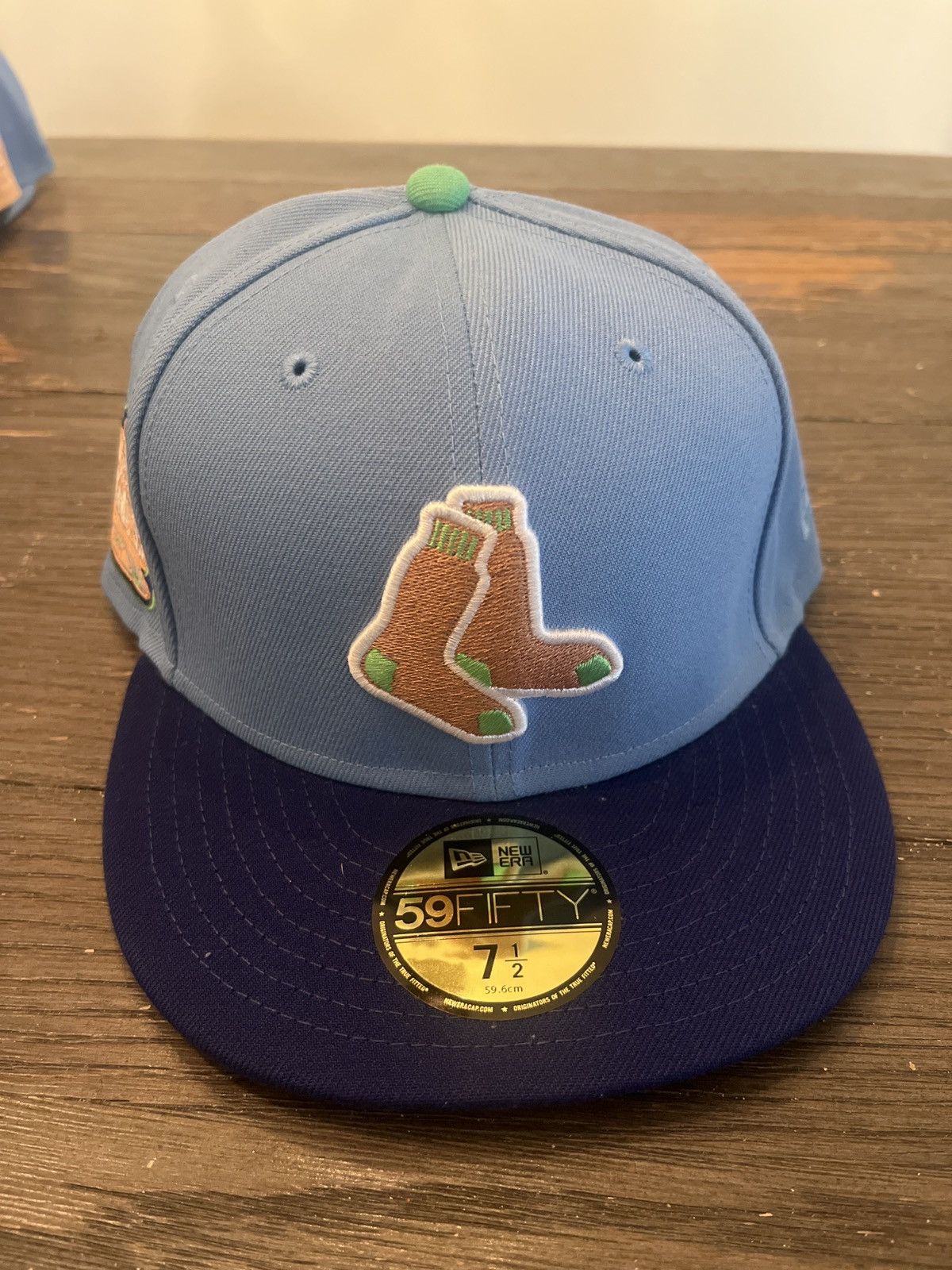 New Era Exclusive Fitted Boston Red Sox Refreshing Pack Size 7 1/2 Size ONE SIZE - 1 Thumbnail