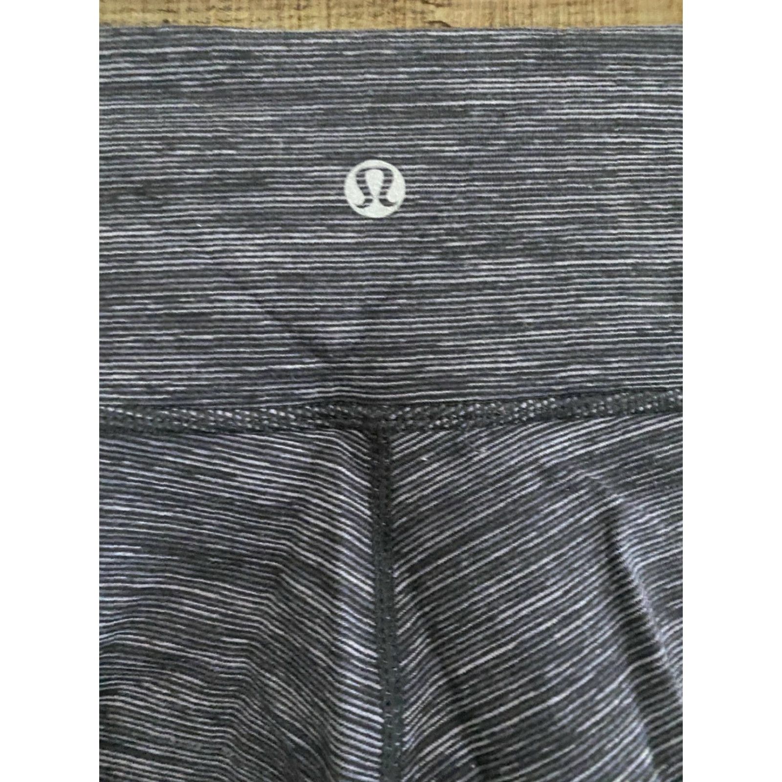Lululemon LULULEMON Gray Yoga Leggings TIGHTS Size 4 Women Activewear Regular Fitness Size 27" / US 4 / IT 40 - 3 Thumbnail