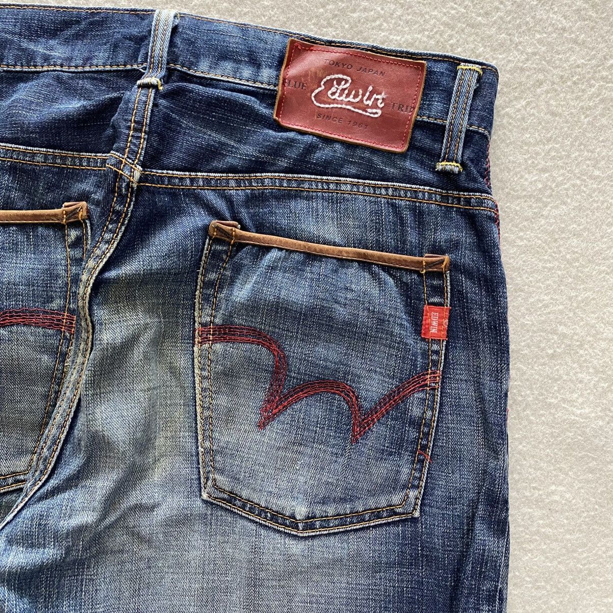 Japanese Brand Vintage Edwin Blue Trip Distressed Leather Pocket Jeans w34 Size US 34 / EU 50 - 8 Thumbnail