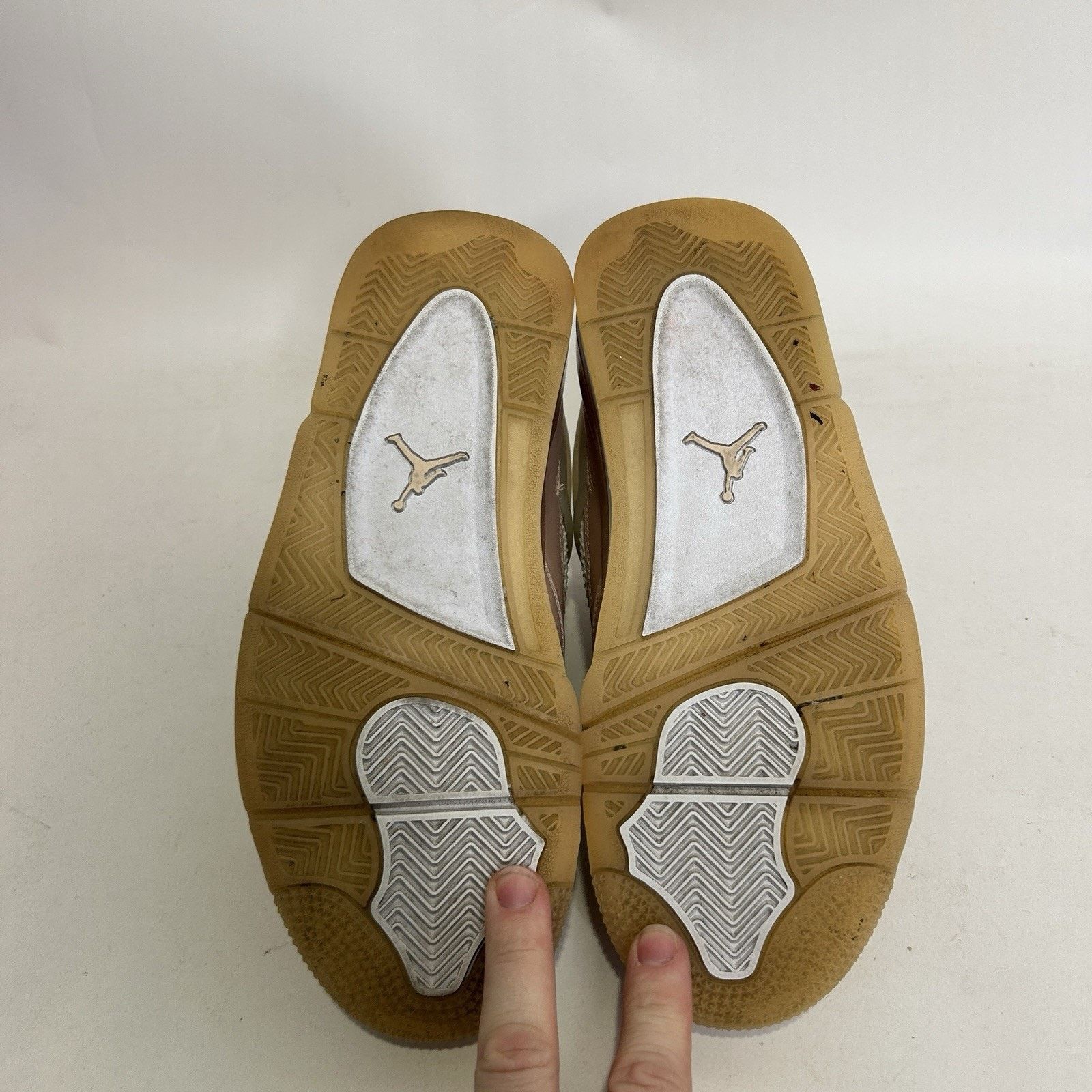 Jordan Brand Nike Air Jordan 4 Retro OG WMNS “Shimmer Tan White” Size US 9 / IT 39 - 7 Thumbnail