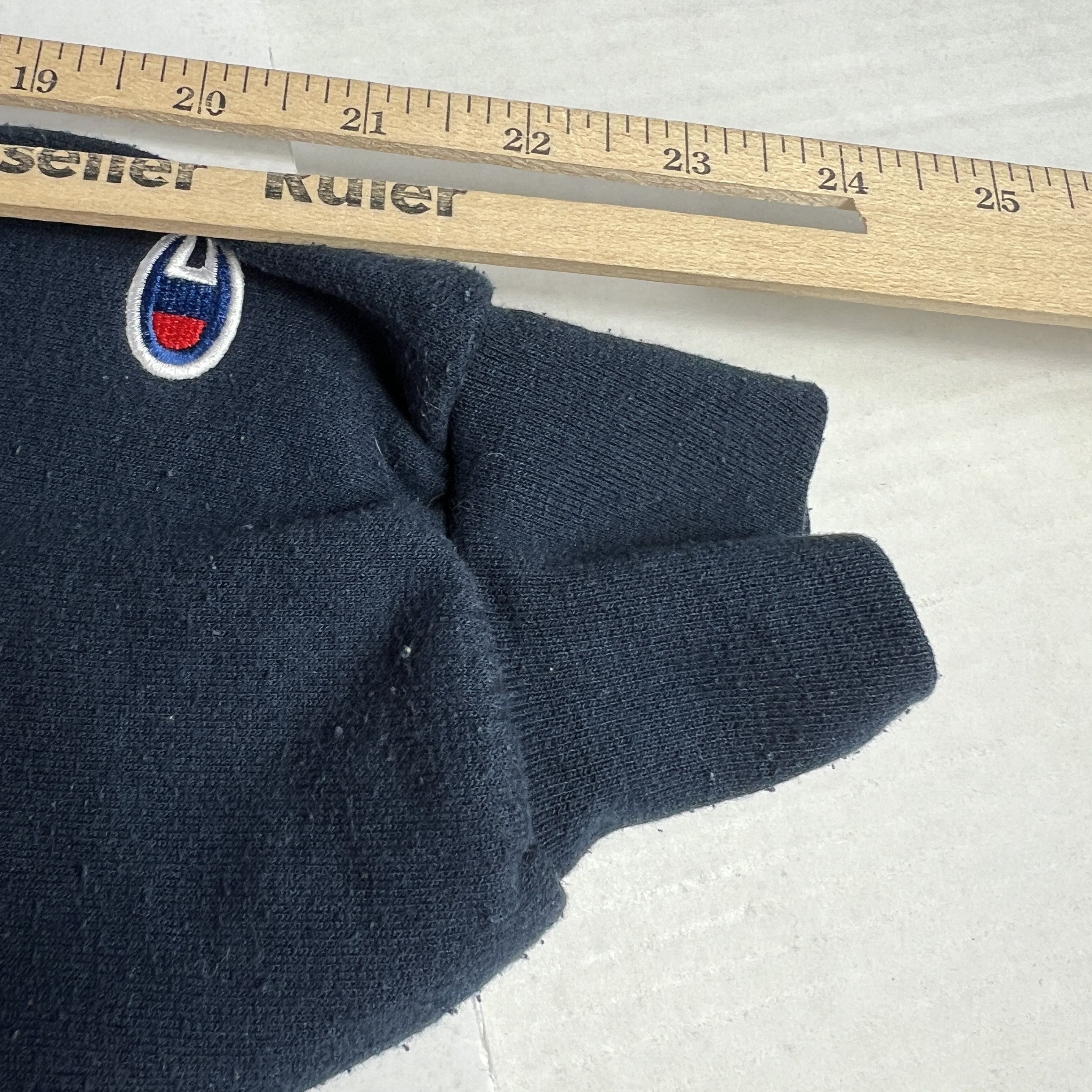 Champion × NCAA Champion Georgia Tech Yellow Jackets Sweatshirt Faded Hoodie Size US M / EU 48-50 / 2 - 11 Thumbnail