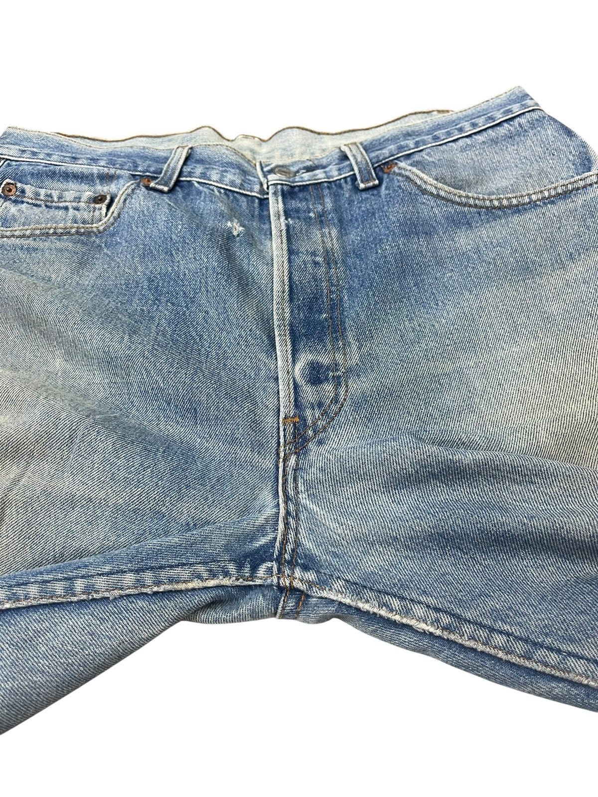 Levi's Vintage Levi’s 501 Distressed Jeans Straight Cut Size US 36 / EU 52 - 11 Thumbnail