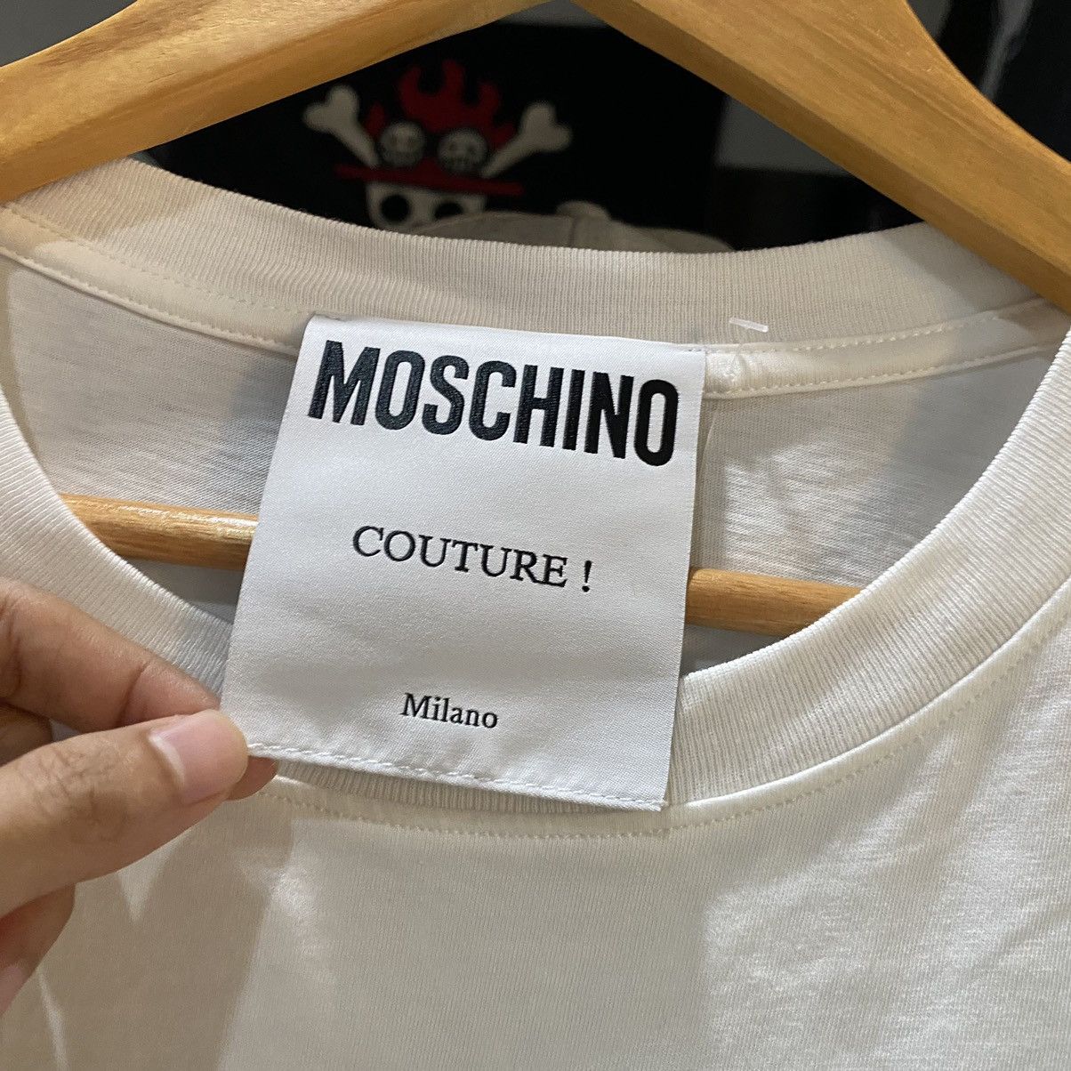 Designer × Moschino Moschino Milano couture designer big logo tee Y2K style Size US S / EU 44-46 / 1 - 8 Thumbnail