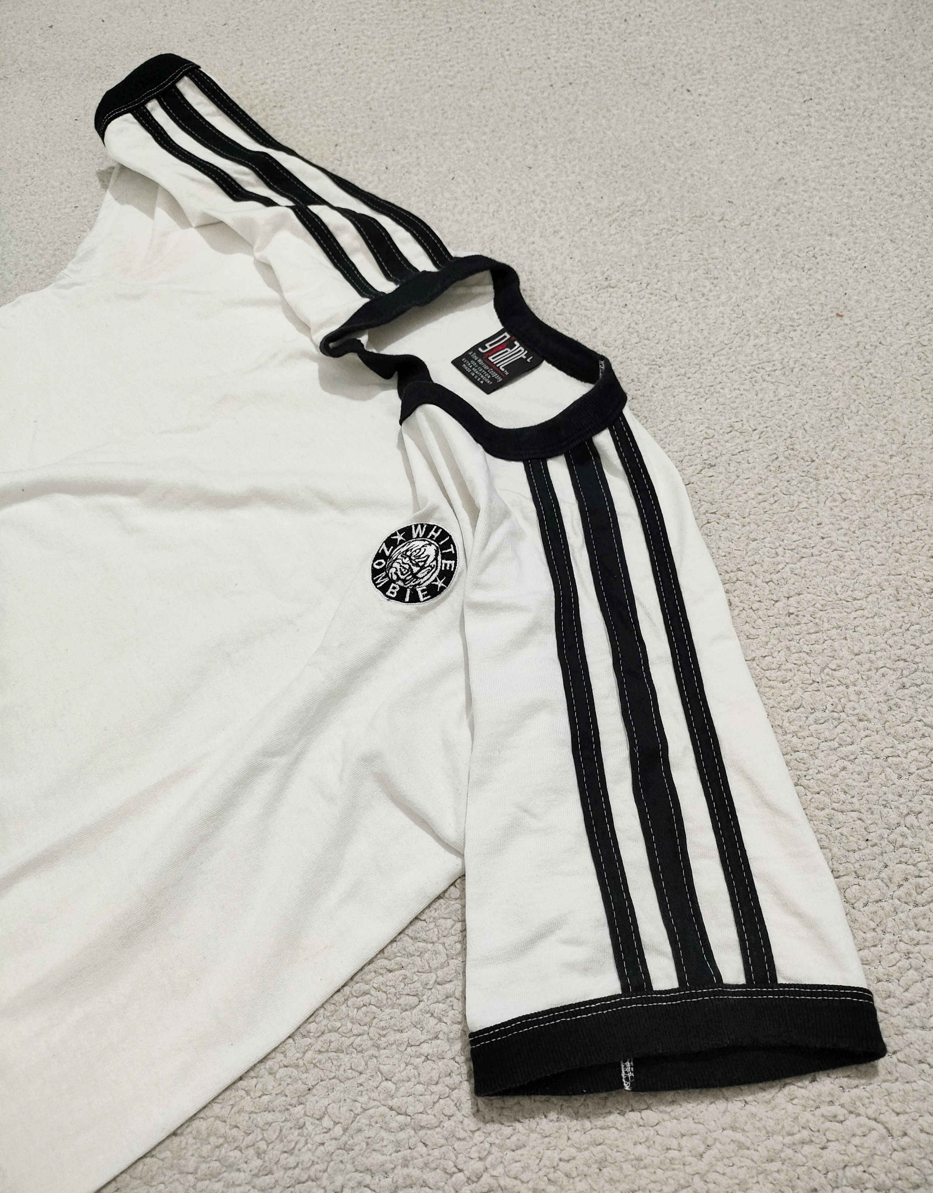 90s Vintage WHITE ZOMBIE Soccer Jersey Tee