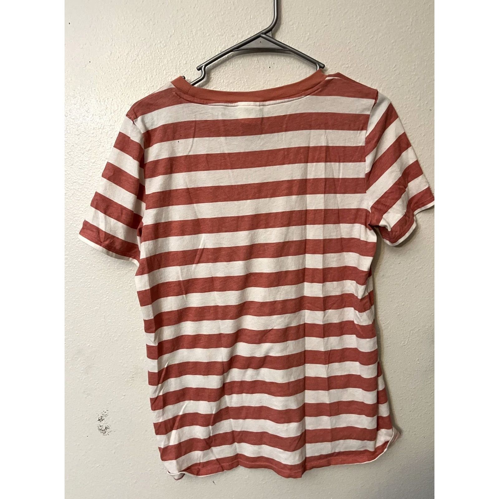 Victoria's Secret Victoria's Secret PINK T-Shirt Short Sleeve Shirt M Pink White Striped Scoop Neck Casual Womens Regular Size Medium Size M / US 6-8 / IT 42-44 - 2 Thumbnail