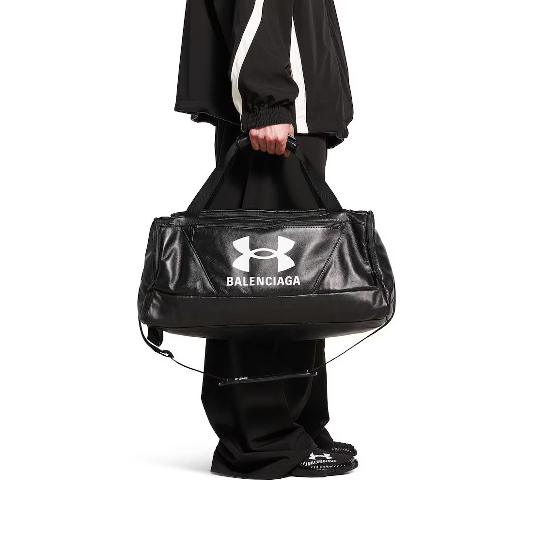 Balenciaga × Under Armour o1w1db10425 Size: OS / Under Armour® Gym Bag in Black Size ONE SIZE - 5 Thumbnail
