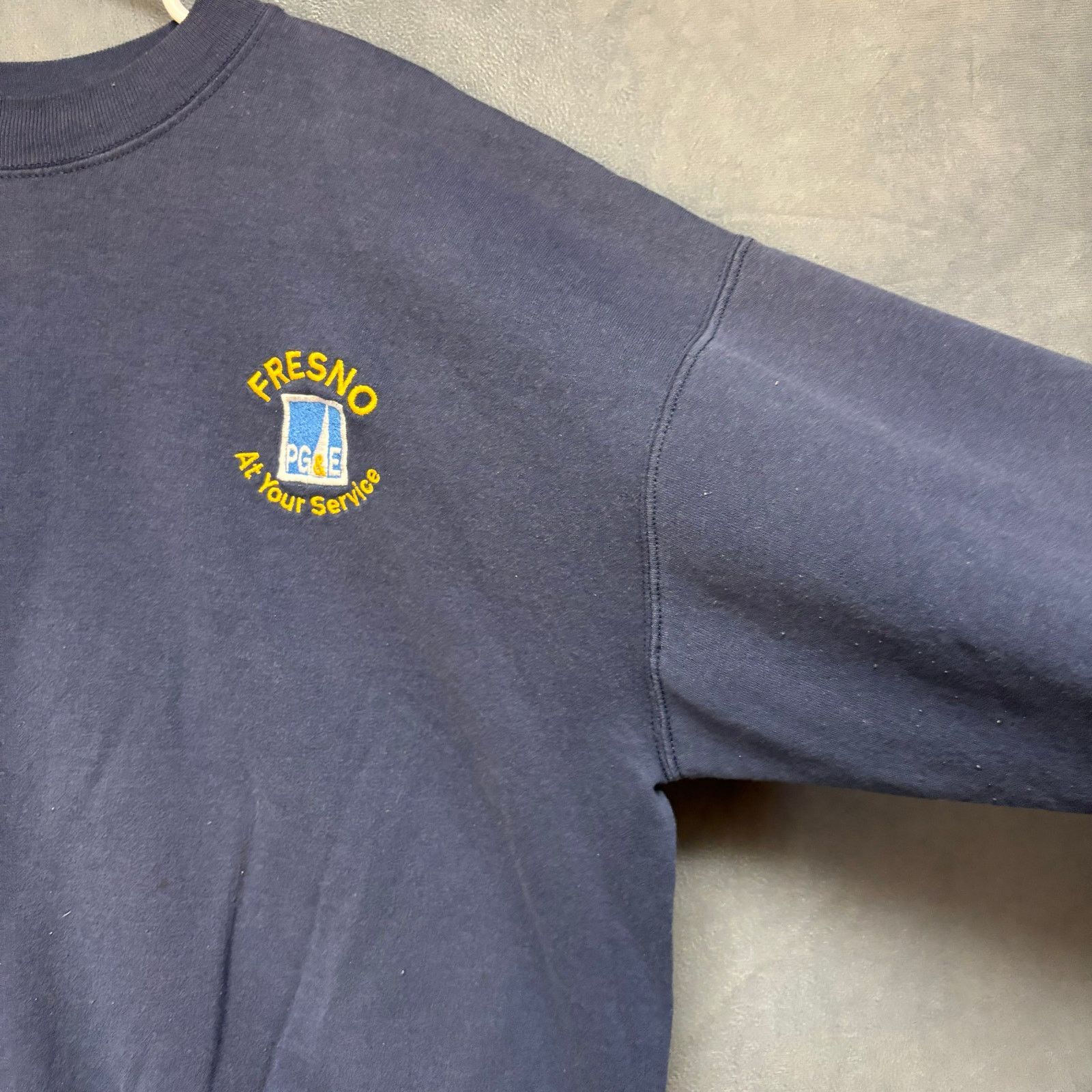 Hanes Vintage Hanes PG&E Crewneck Sweatshirt Mens XL Comfort Blend Size US XL / EU 56 / 4 - 8 Thumbnail