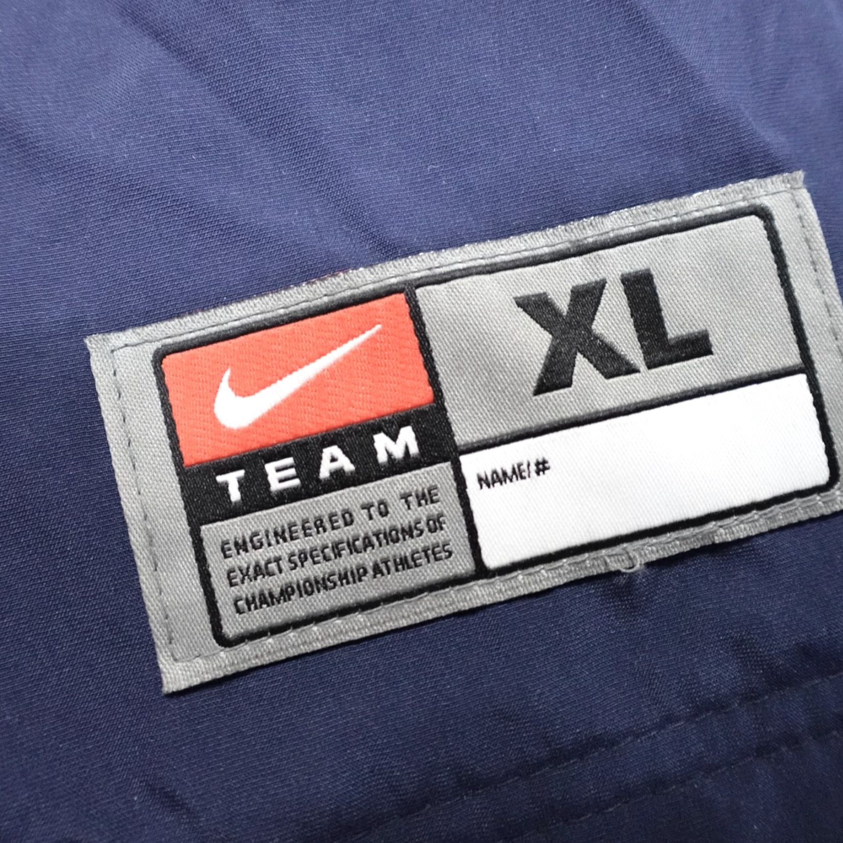 Nike VINTAGE Nike Jacket XL Blue Orange Trim Cavaliers Hoosiers Anorak Windbreaker Hooded Jacket Mens XL Blue Nike Jacket Size US XL / EU 56 / 4 - 2 Thumbnail