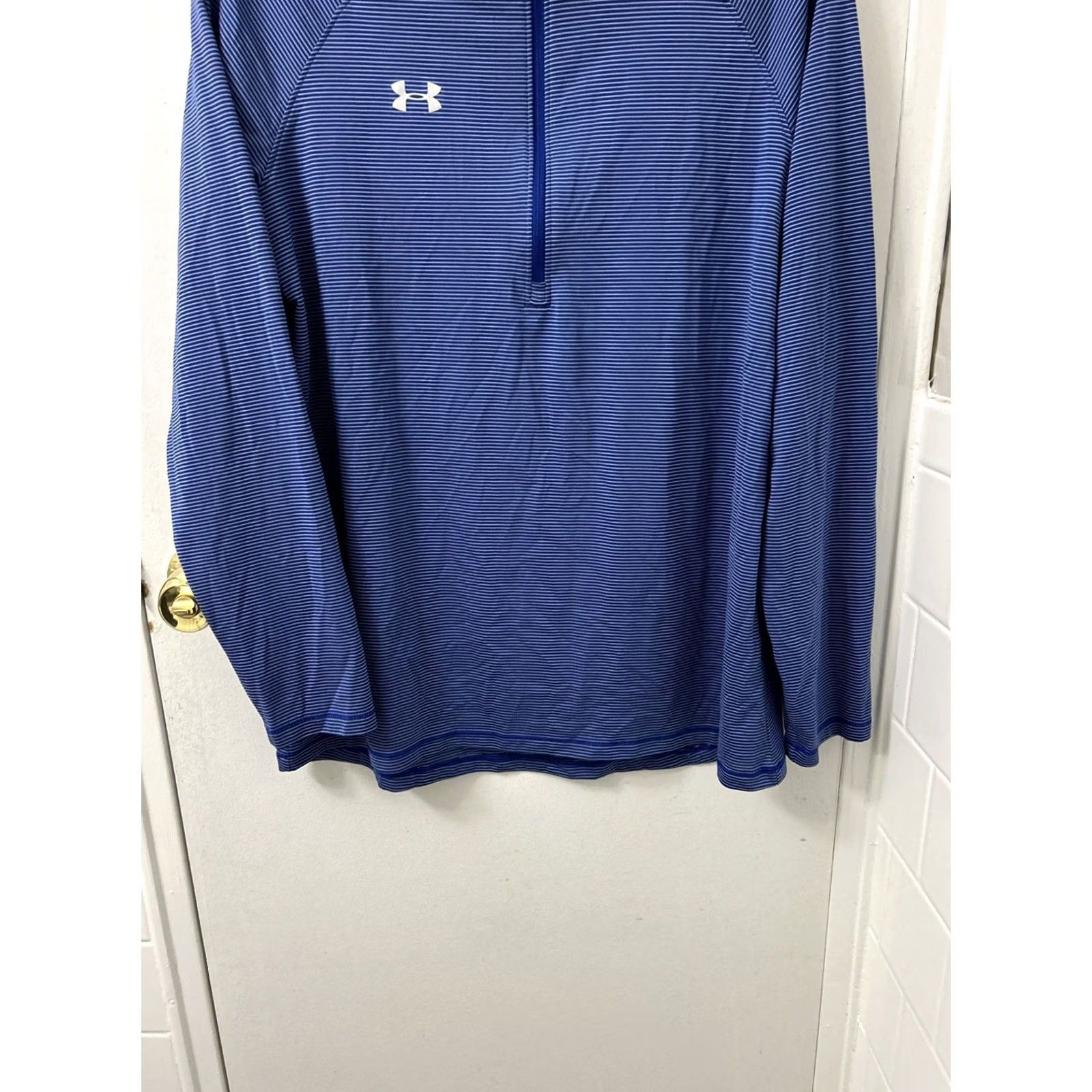 Under Armour Under Armour HeatGear 1/4 Zip Mens Medium Blue Striped Pullover Loose Fit L/S Size US M / EU 48-50 / 2 - 3 Thumbnail
