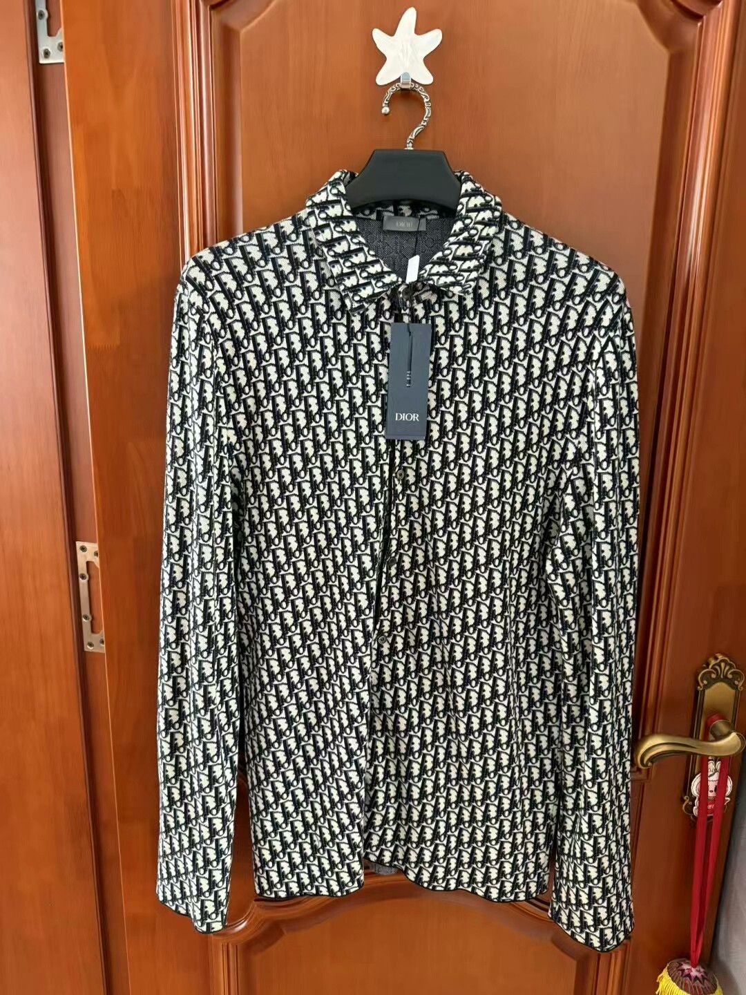 Dior dior logo print shirt with tag size L Size US L / EU 52-54 / 3 - 1 Thumbnail