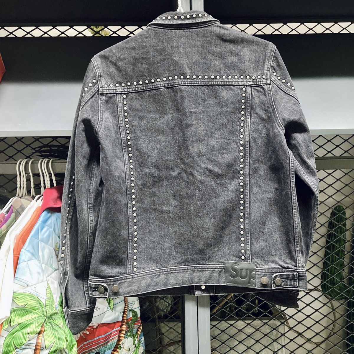 Supreme Supreme 17SS Studded Denim Trucker Jacket Size US M / EU 48-50 / 2 - 6 Thumbnail