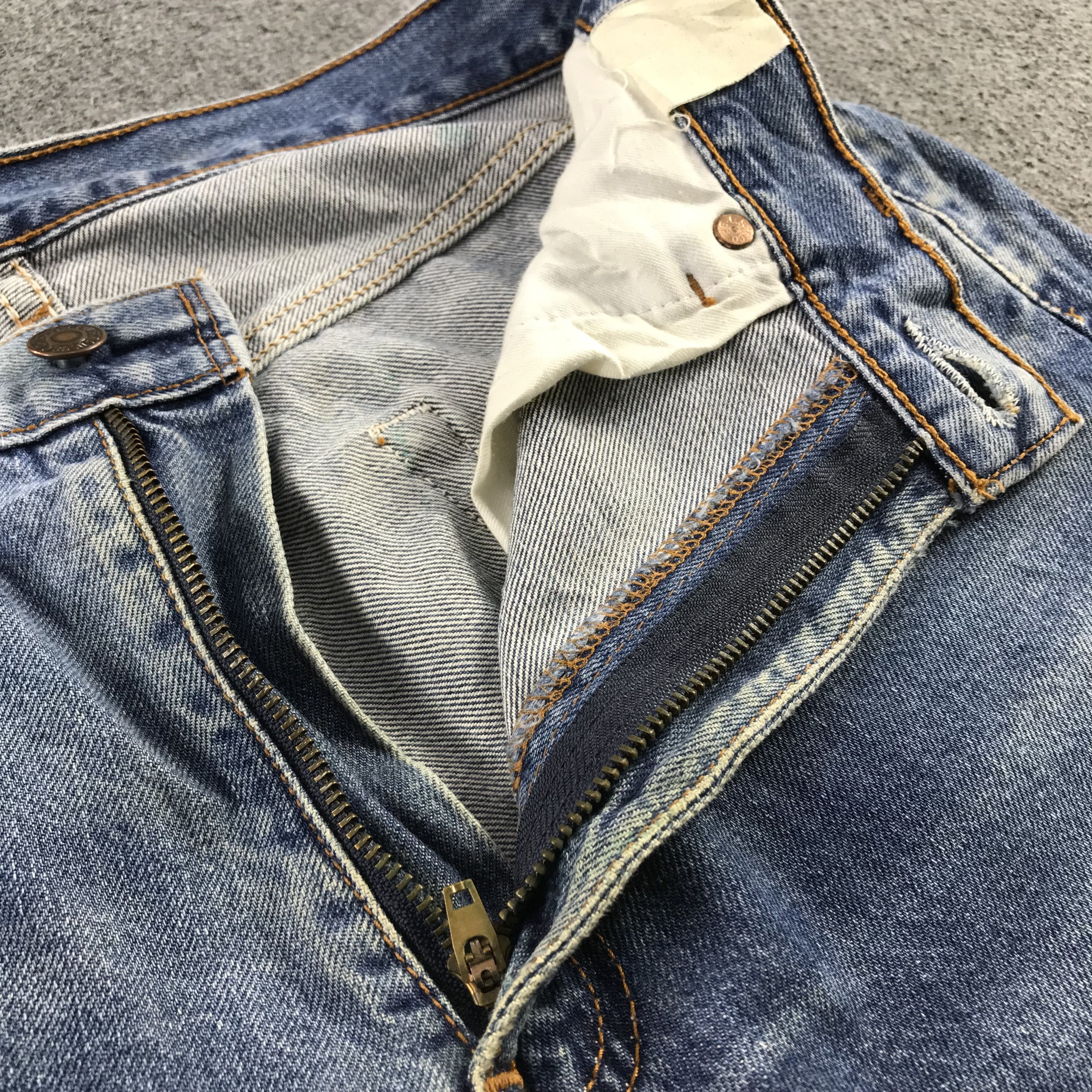 Levi's Vintage Levis 508 Jeans Faded Blue Denim KJ3416 Size US 31 - 10 Thumbnail