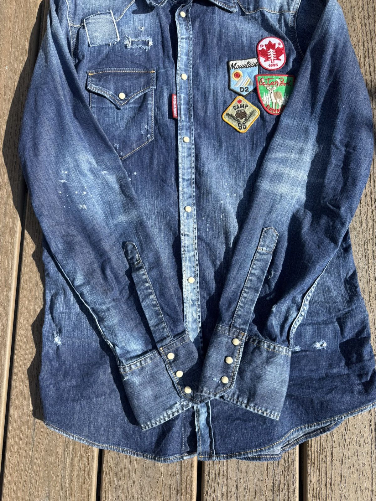 Dsquared2 Dsquared2 Blue Distressed Denim Patch Appliquéd Shirt Size US L / EU 52-54 / 3 - 3 Thumbnail