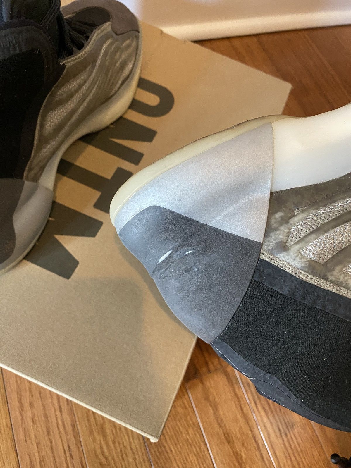 Yeezy Adidas Yeezy QNTM Barium Size US 9.5 / EU 42-43 - 5 Thumbnail
