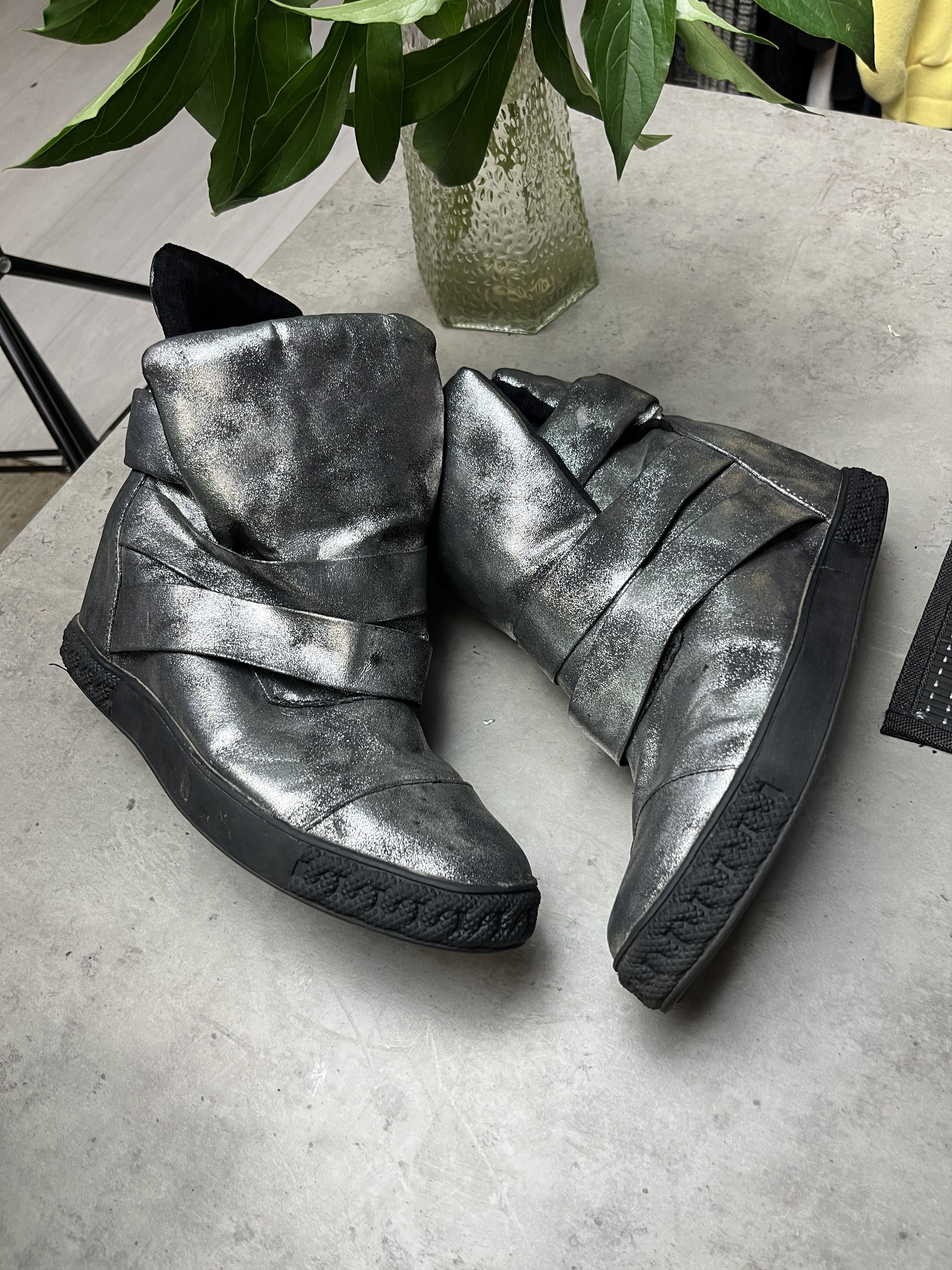 Other 2000s FUTURISTIC WRAP STRAP HIGH TOP CHUNKY SNEAKERS Size US 8 / EU 41 - 1 Thumbnail