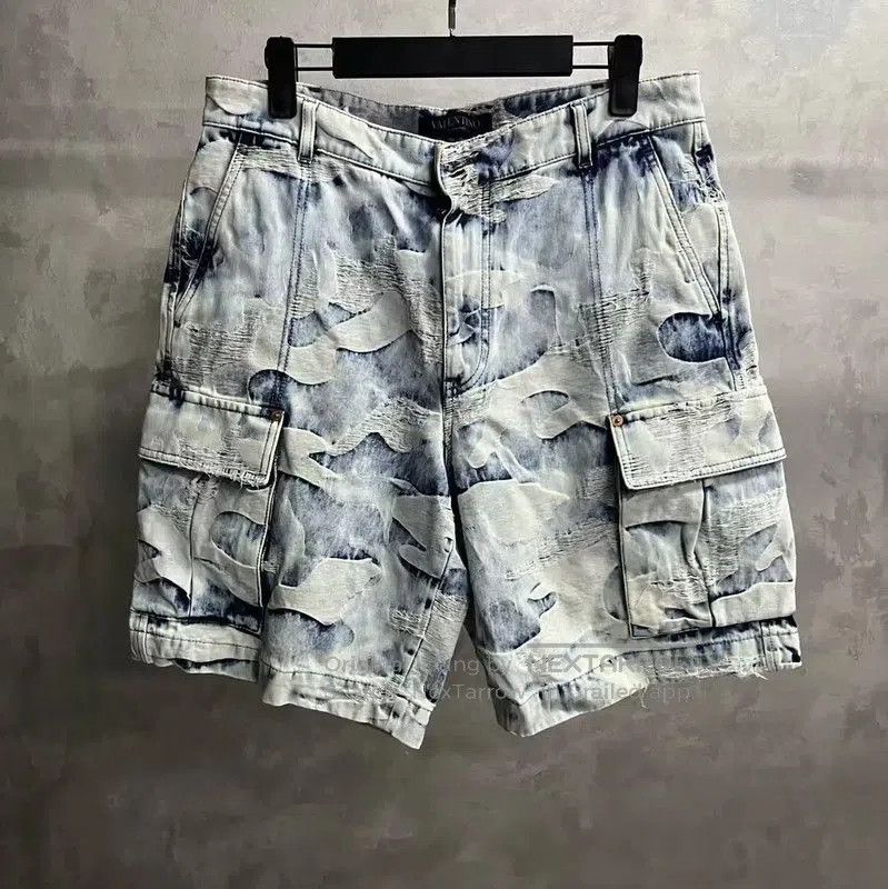 Valentino Valentino Blue Cotton Men's Cargo Shorts . Size US 32 / EU 48 - 1 Thumbnail