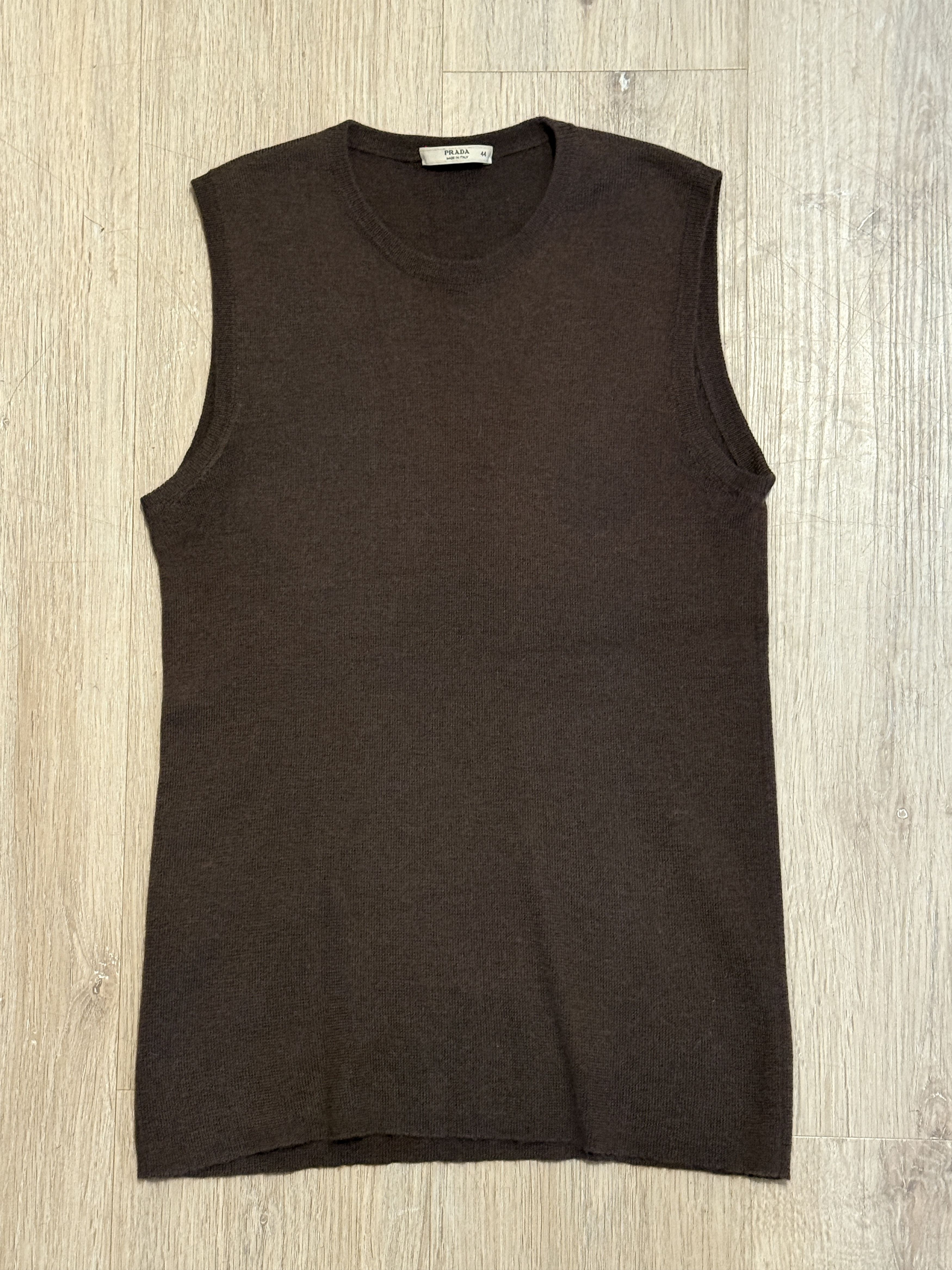 Prada Prada Brown Cashmere Tank top Size US S / EU 44-46 / 1 - 1 Thumbnail