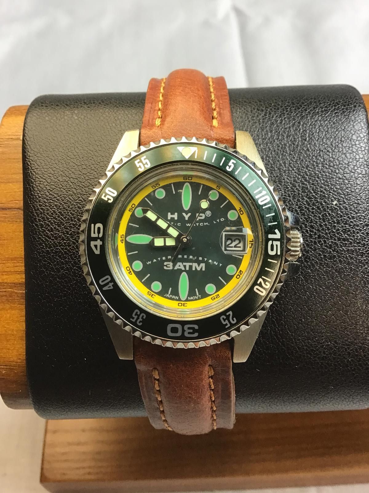 Hypebeast HYP Women's Quartz Watch with Brown Leather Strap Size ONE SIZE - 1 Thumbnail