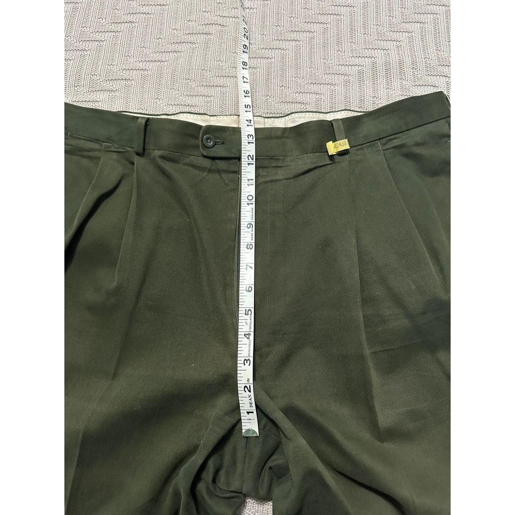 Barneys New York Barneys New York olive green dress pants size 42 Size US 42 / EU 58 - 7 Thumbnail