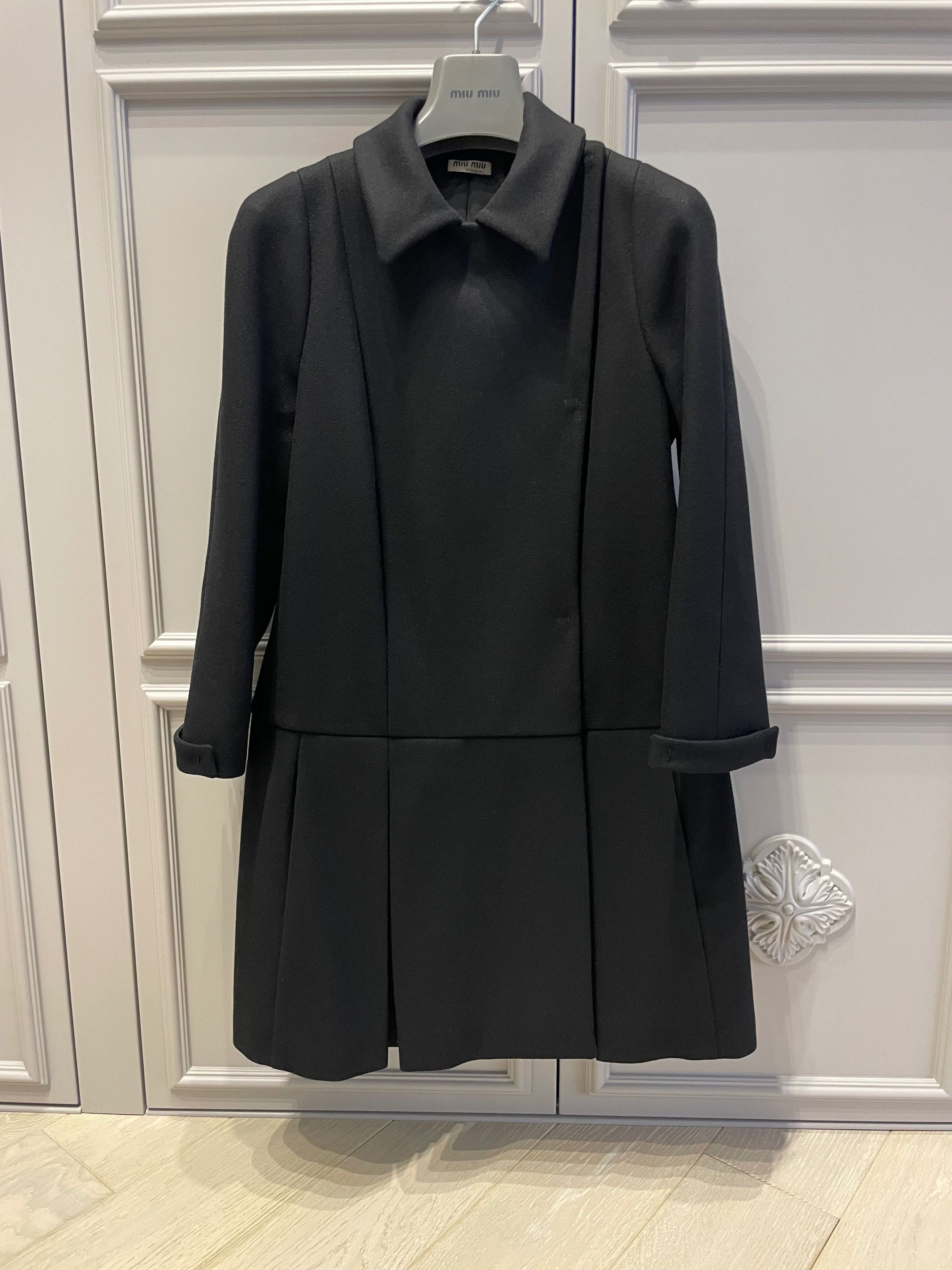 Miu Miu Miu Miu Wool Coat Vintage Prada Size M / US 6-8 / IT 42-44 - 2 Thumbnail