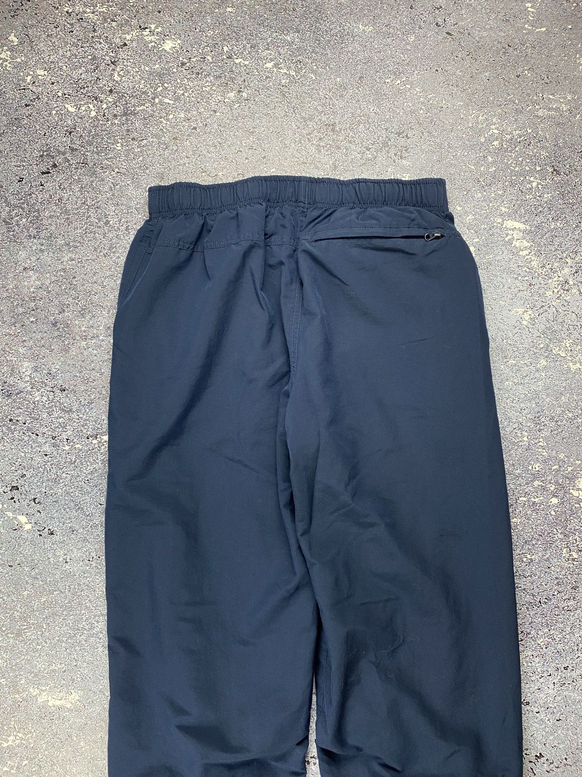 Nike Vintage Nike Nylon Track Pants Size US 32 / EU 48 - 5 Thumbnail