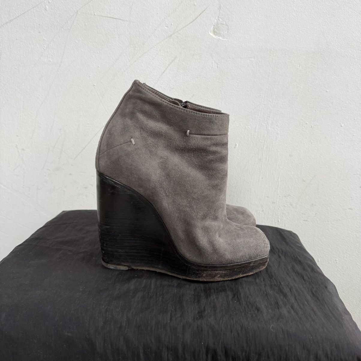 Costume National Costume National Grey Suede Wedge Ankle Boots Size US 8 / IT 38 - 1 Thumbnail