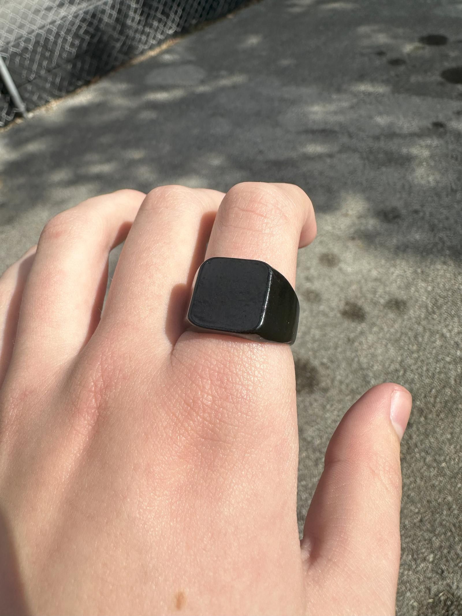Jewelry Black Large Signet Ring Size ONE SIZE - 2 Thumbnail