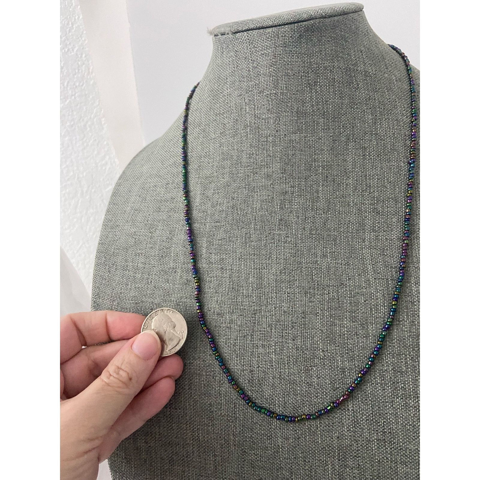 Handmade Handmade iridescent black seed bead necklace Size ONE SIZE - 2 Thumbnail