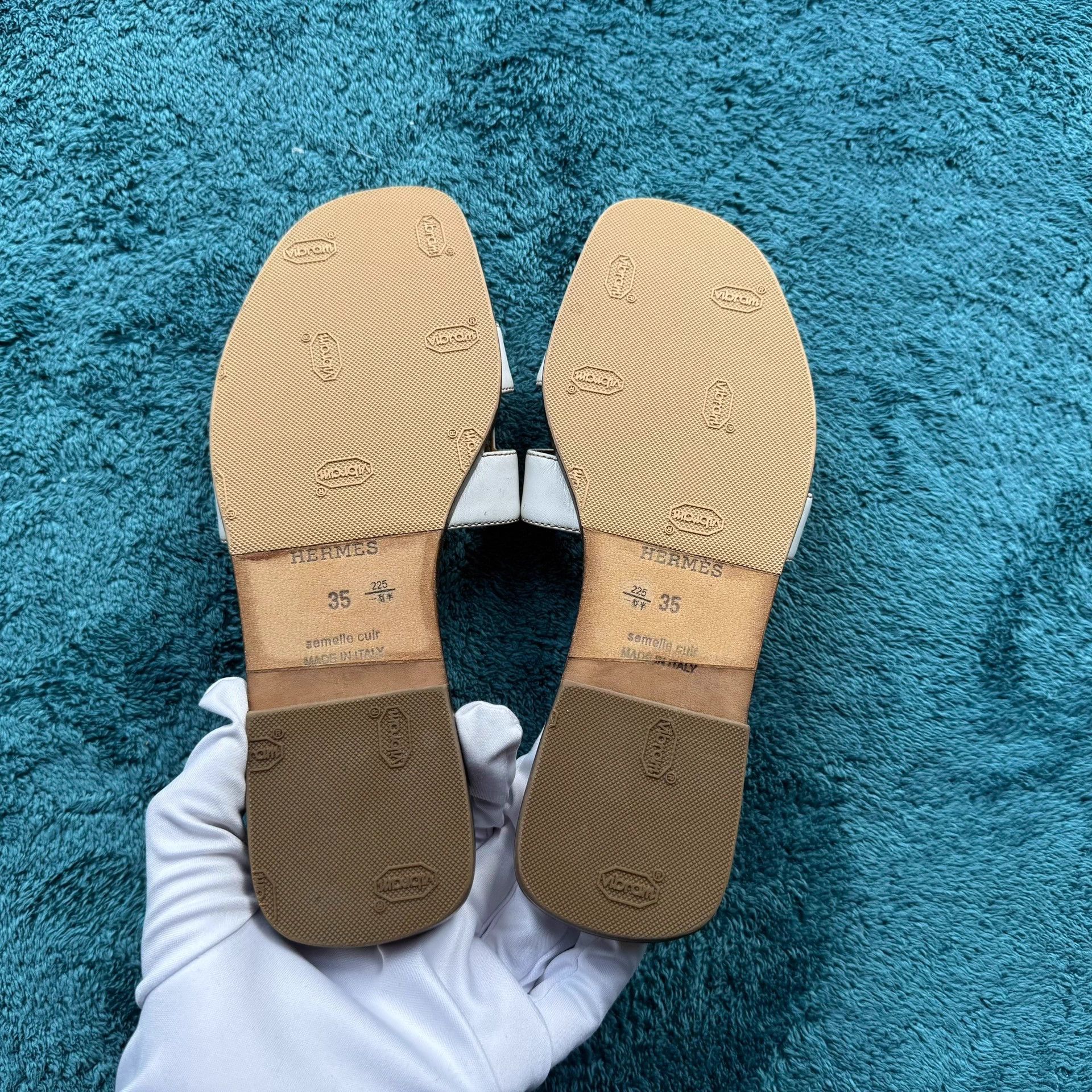Hermes Hermès Oran Sandal White 35 Like New Size US 4 / IT 34 - 5 Thumbnail