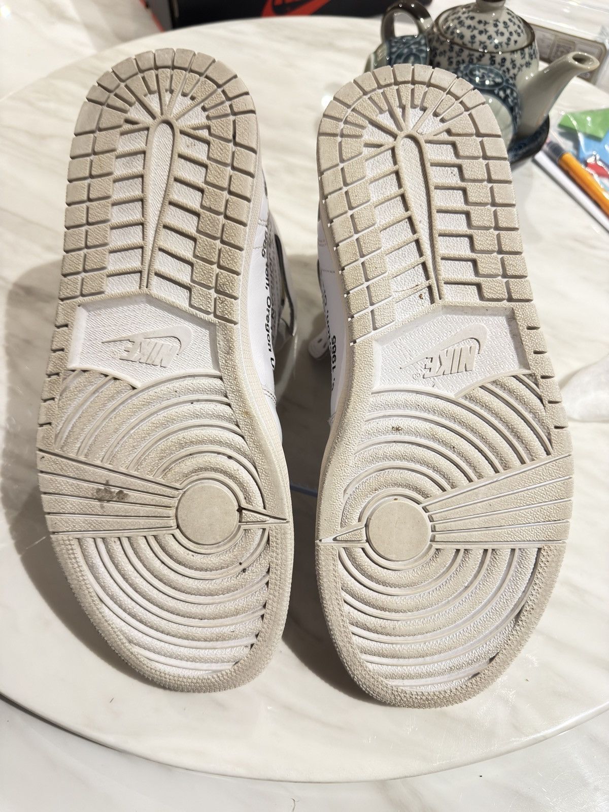 Jordan Brand × Off-White Jordan 1 Off-White Euro Size US 9.5 / EU 42-43 - 4 Thumbnail