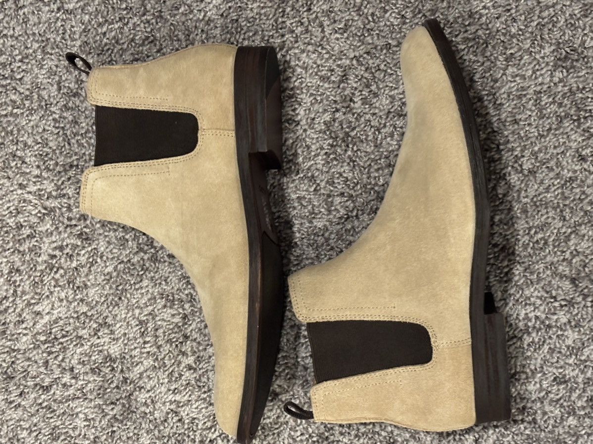 Aldo Chelsea boots suede light brown