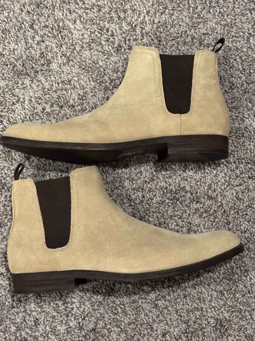 Aldo Aldo Chelsea boots suede light brown Size US 9 / EU 42 - 1 Thumbnail