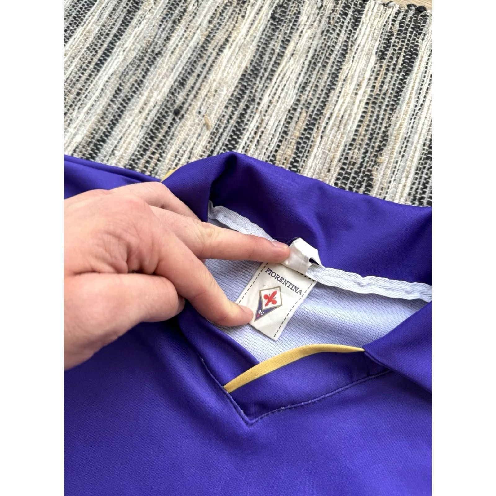 Vintage FIORENTINA MERCHANDISE RETRO GILARDINO #11 VINTAGE Sz XL T-Shirt Men Blue Football Jersey 90s Size US XL / EU 56 / 4 - 7 Thumbnail