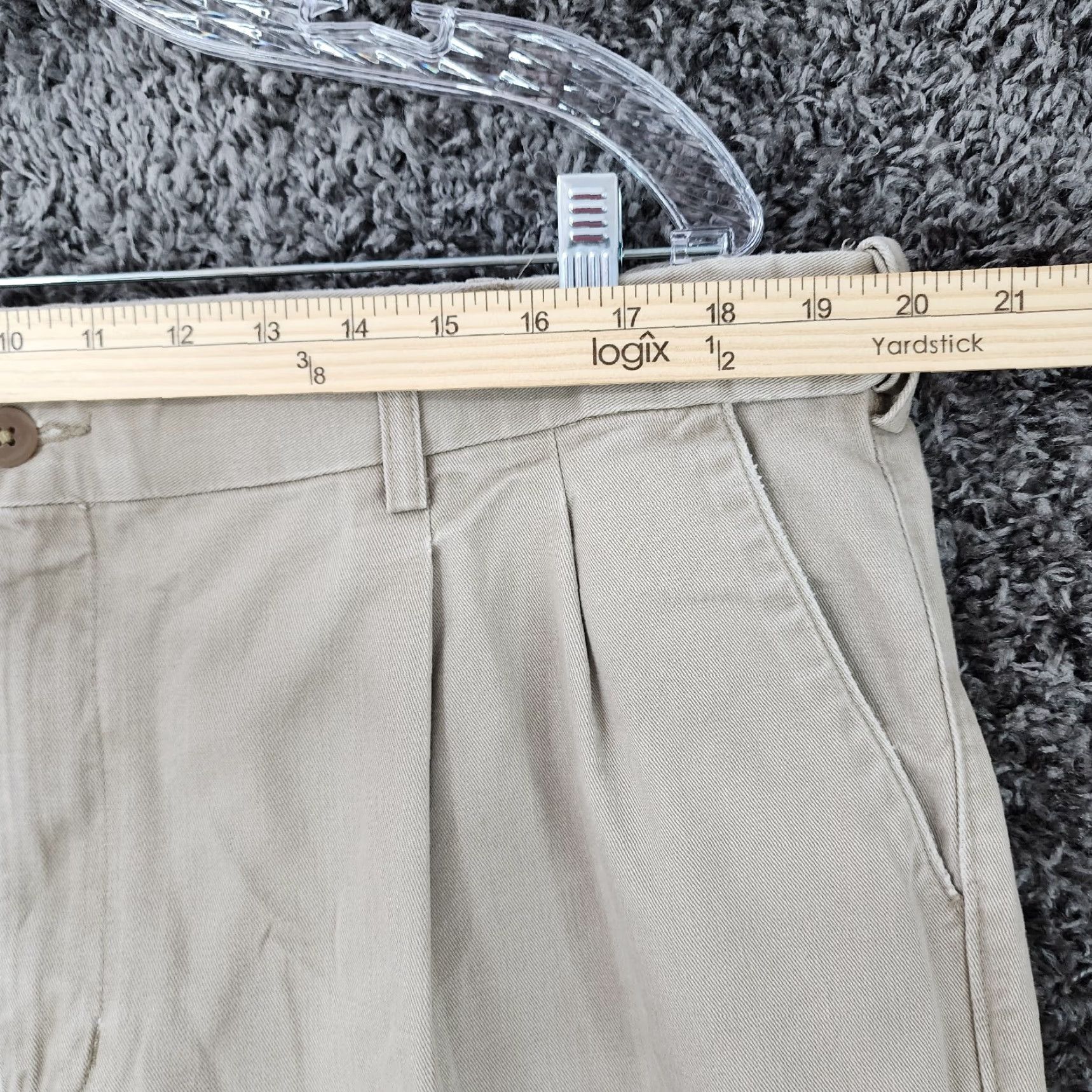 Vintage Cabela's Men's Beige Pleated Straight Cuffed Dress Pants - 40x32 Mens Size US 40 / EU 56 - 4 Thumbnail