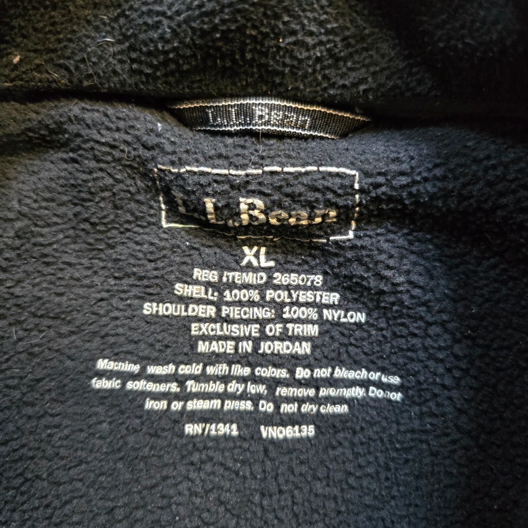 Vintage LL Bean Vest Mens XL Black Fleece Full Zip Pockets Outdoors Casual Basic Vestmen? Size US XL / EU 56 / 4 - 2 Thumbnail