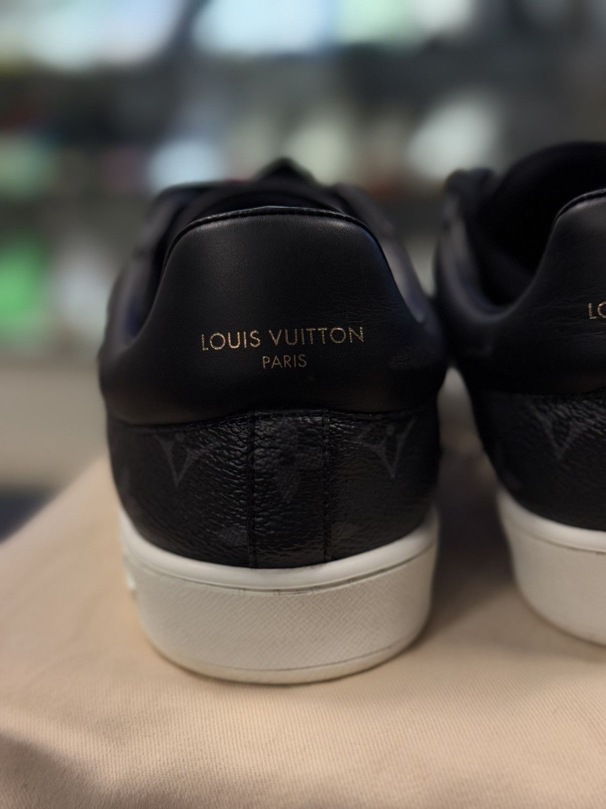 Louis Vuitton 8US/7LV - Louis Vuitton Luxembourg Monogram Clean Size US 8 / EU 41 - 8 Thumbnail