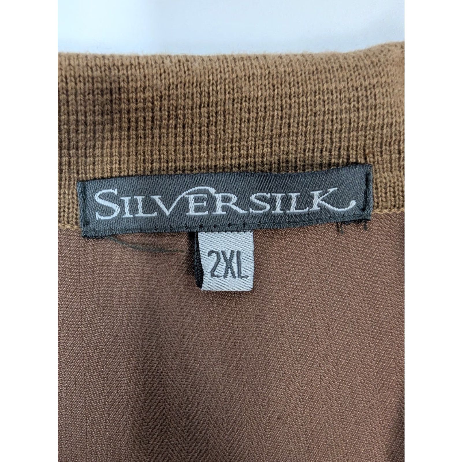 Etro SilverSilk Shirt Men's 2XL Brown Button-Up Short Sleeve Stripe Vintage? No (adjust) Size US XXL / EU 58 / 5 - 7 Thumbnail