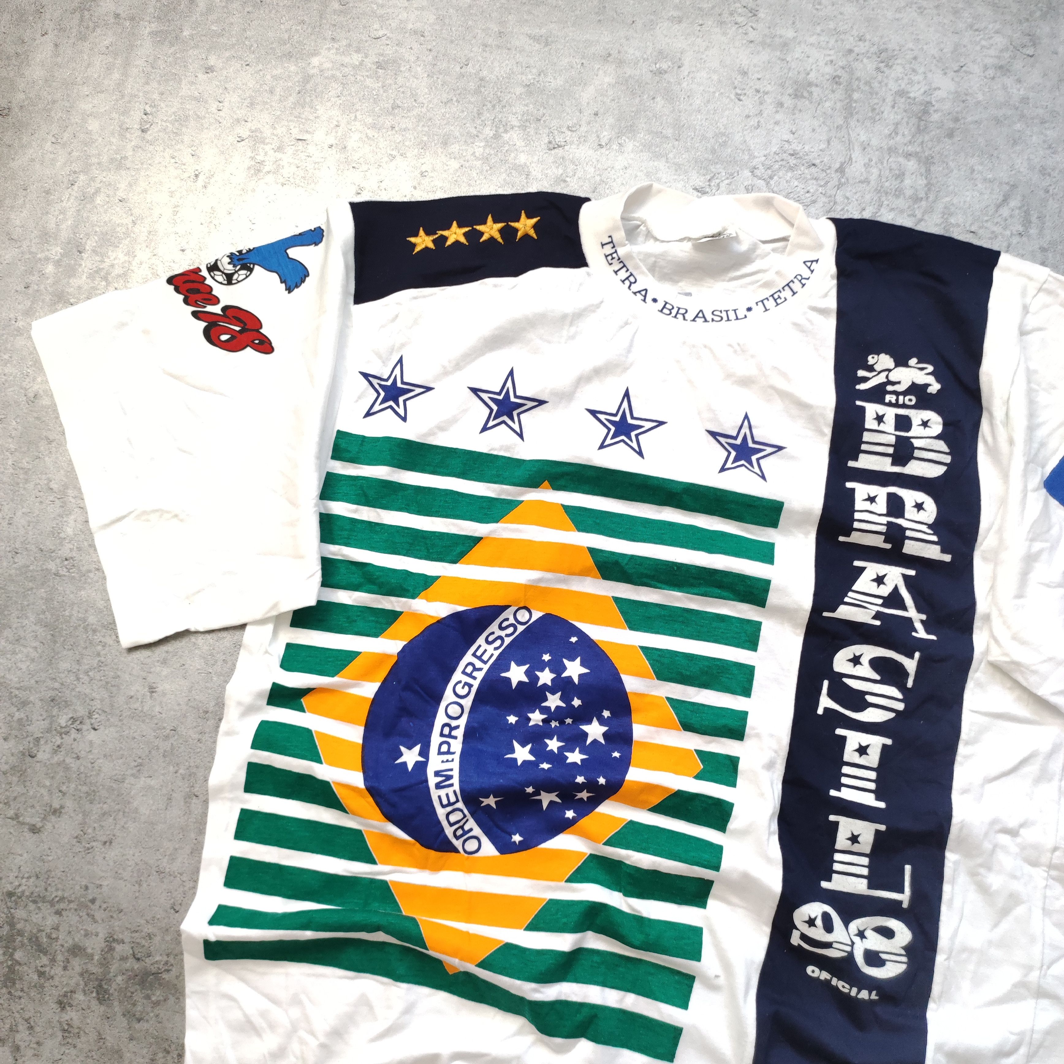 Vintage Vintage Football World Cap 1998 Brazil RIO France Tee Size US L / EU 52-54 / 3 - 3 Thumbnail